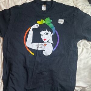 Phoenix, Mercury, WNBA collectible T-shirt size large